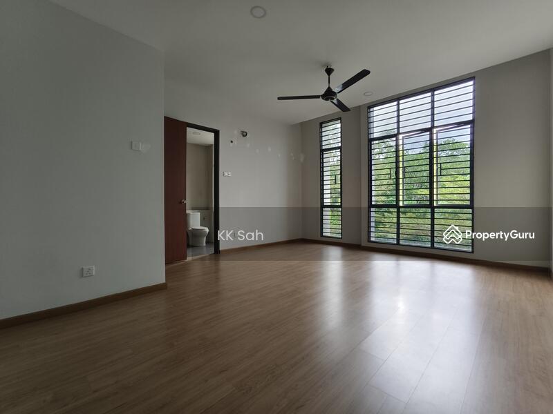 Untuk Dijual - (FACING OPEN 22x75 GOOD CONDITION) TAMAN KAJANG EAST